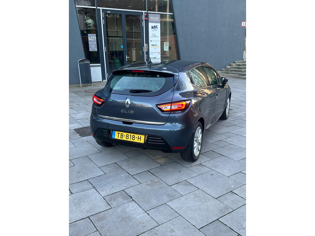 Renault Clio 0.9 TCe Intens 49328951-2.jpg | Premcars.nl